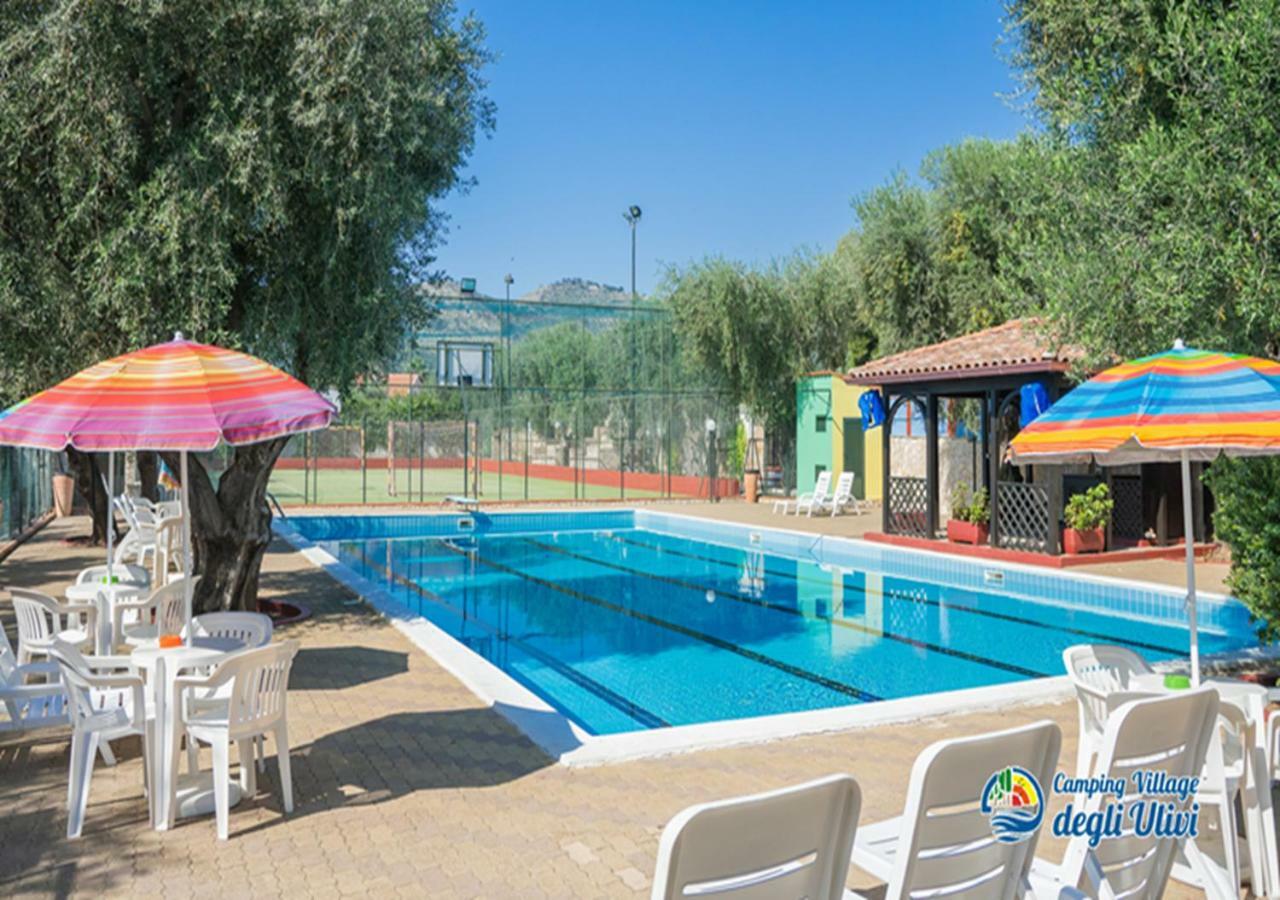 Camping Village Degli Ulivi Mattinata Zewnętrze zdjęcie